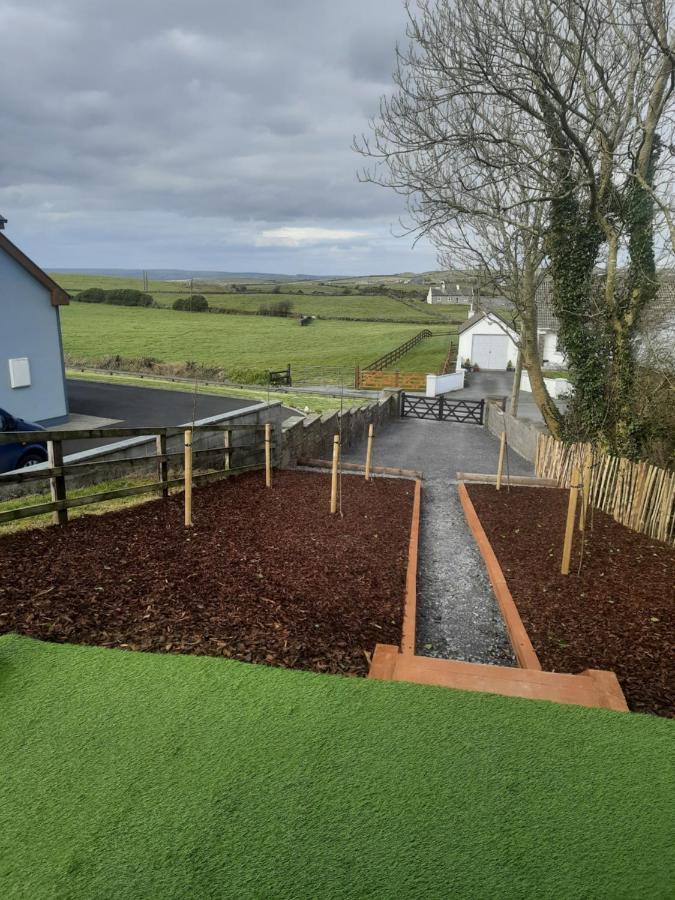 Ivy Hill Glamping Pod Ennis Exterior foto